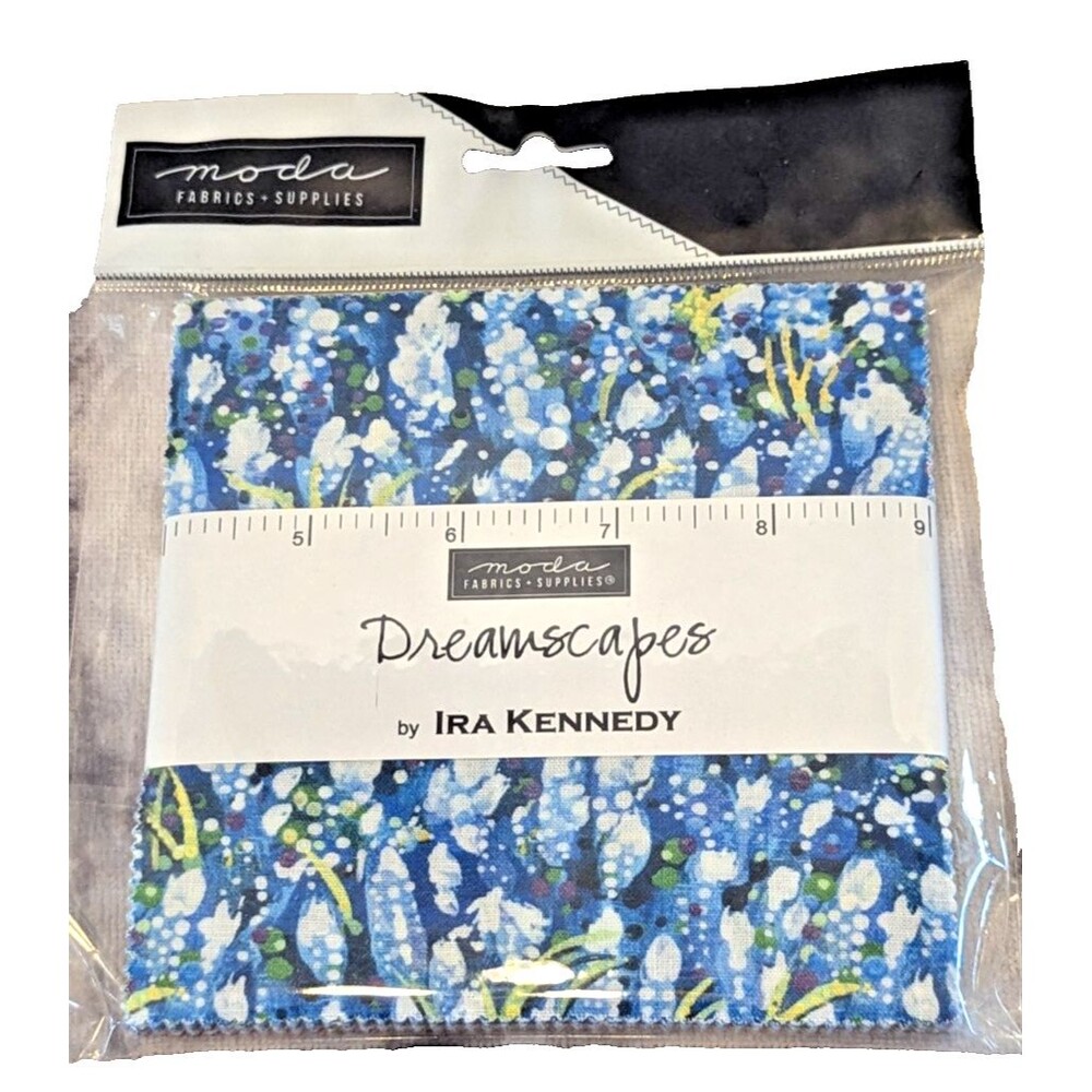Dreamscapes Moda Multicolors 42-pc 5-in Charm Pack Precut Fabric Quilt Squares